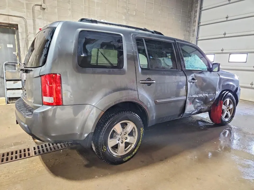 2011 HONDA PILOT EXL  