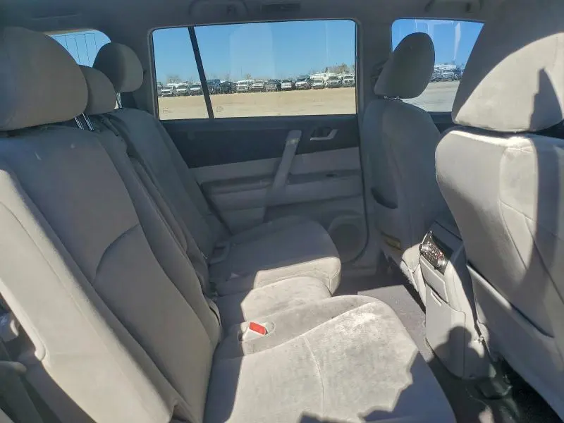 2012 TOYOTA HIGHLANDER BASE  