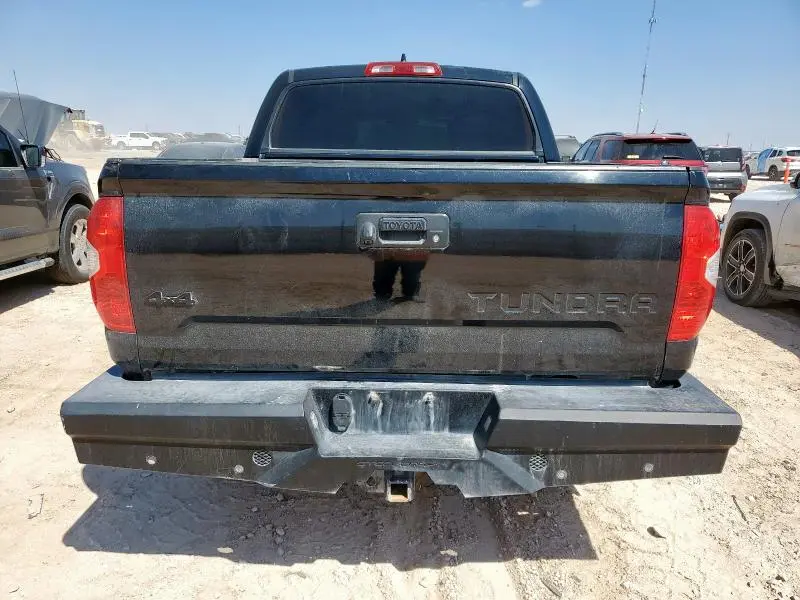 2021 TOYOTA TUNDRA CREWMAX SR5  