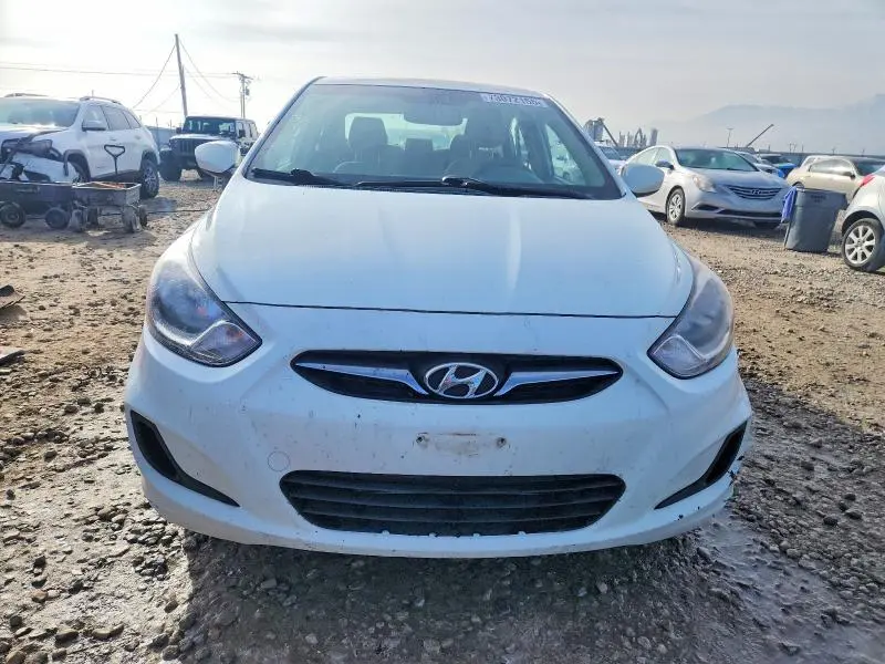 2013 HYUNDAI ACCENT GLS  