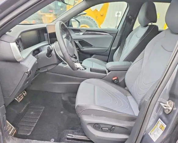 2025 VOLKSWAGEN TIGUAN SE R-LINE BLACK  