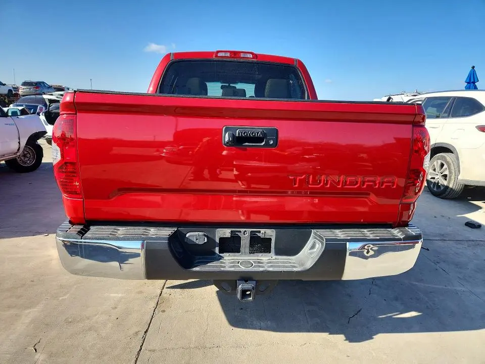 2014 TOYOTA TUNDRA CREWMAX LIMITED  