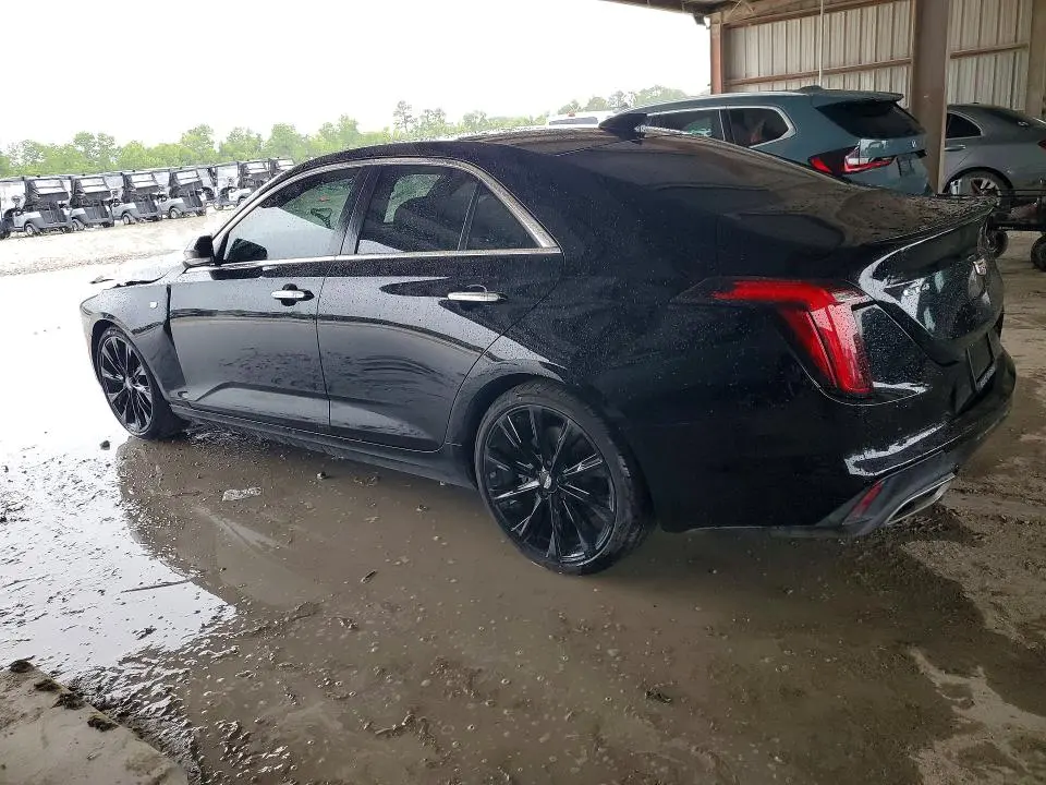 2022 CADILLAC CT4 LUXURY  