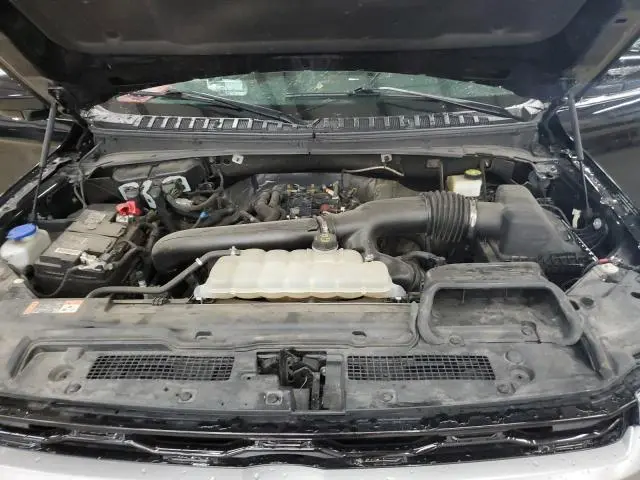 2022 FORD EXPEDITION XLT  