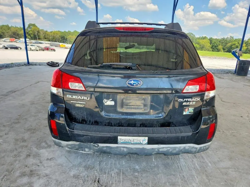 2010 SUBARU OUTBACK 2.5I PREMIUM  
