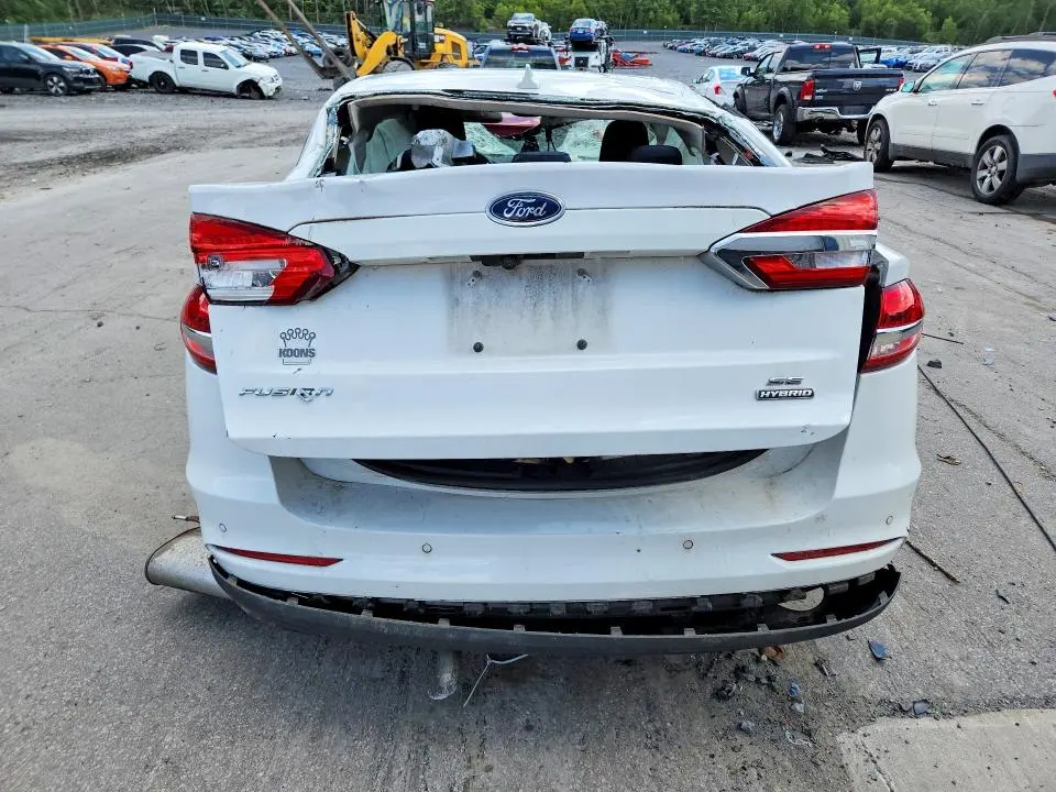 2020 FORD FUSION SE  