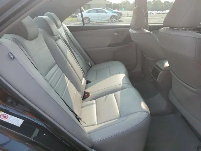 2015 TOYOTA CAMRY LE  