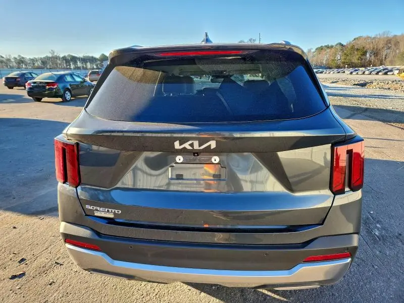 2025 KIA SORENTO S  