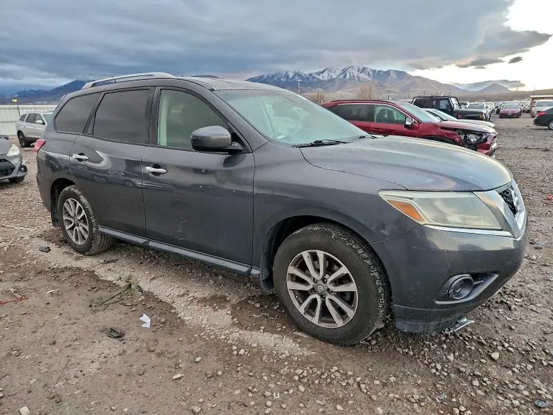 2013 NISSAN PATHFINDER S  