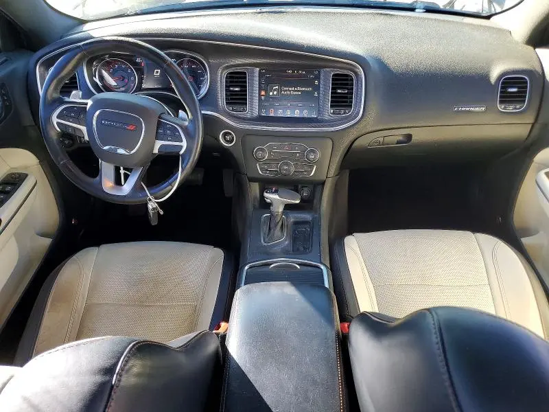 2016 DODGE CHARGER SXT  