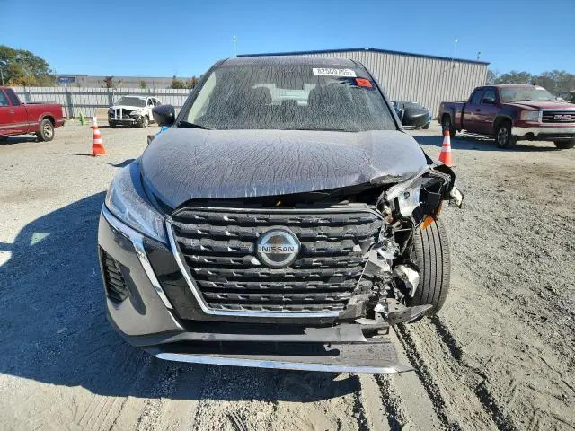 2021 NISSAN KICKS S  