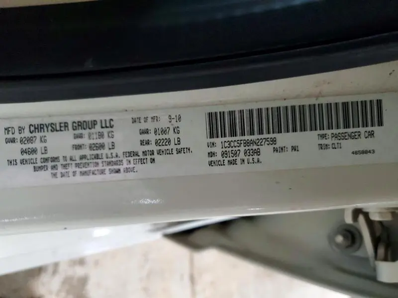 2010 CHRYSLER SEBRING LIMITED  