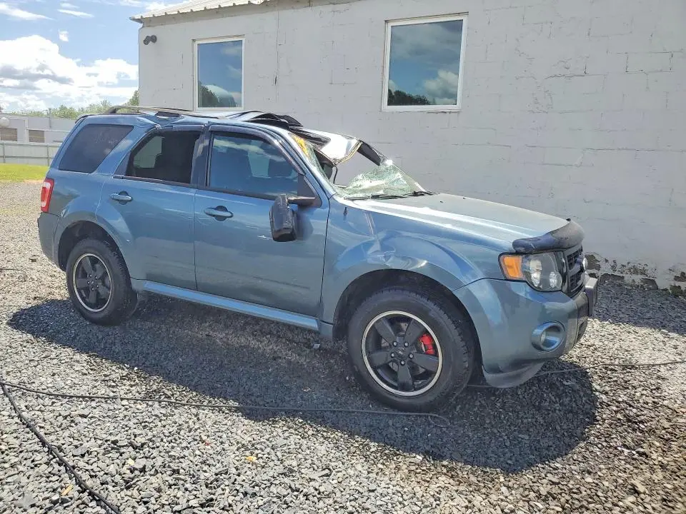 2011 FORD ESCAPE XLT  