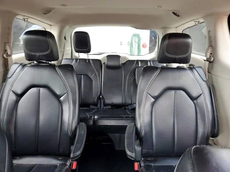 2020 CHRYSLER VOYAGER LXI  