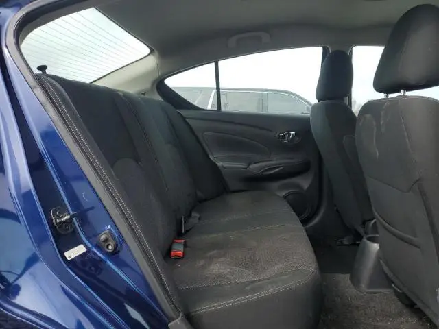 2018 NISSAN VERSA S