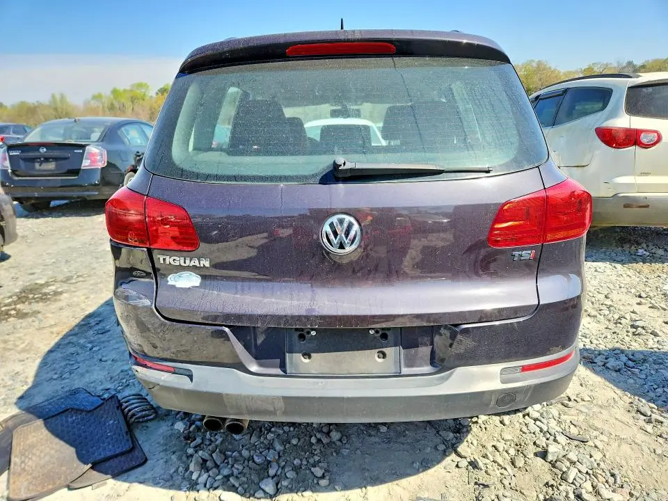 2016 VOLKSWAGEN TIGUAN S  