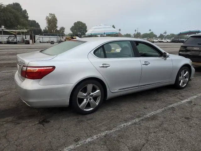 2011 LEXUS LS 460L  