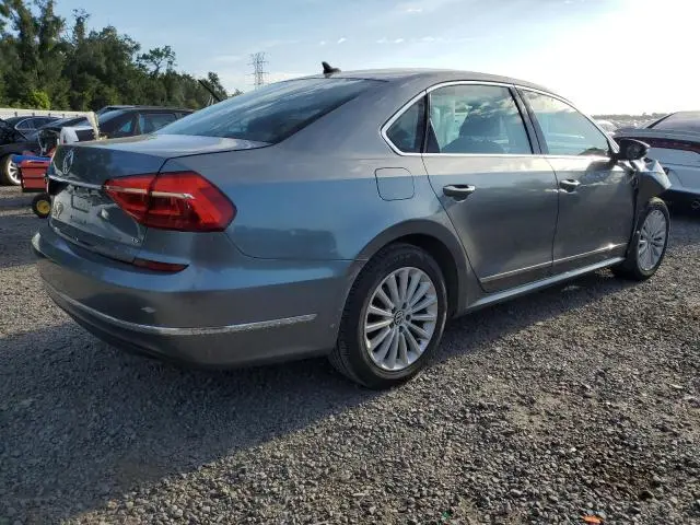 2016 VOLKSWAGEN PASSAT SE