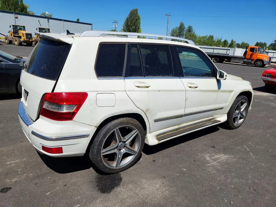 2011 MERCEDES-BENZ GLK 350  