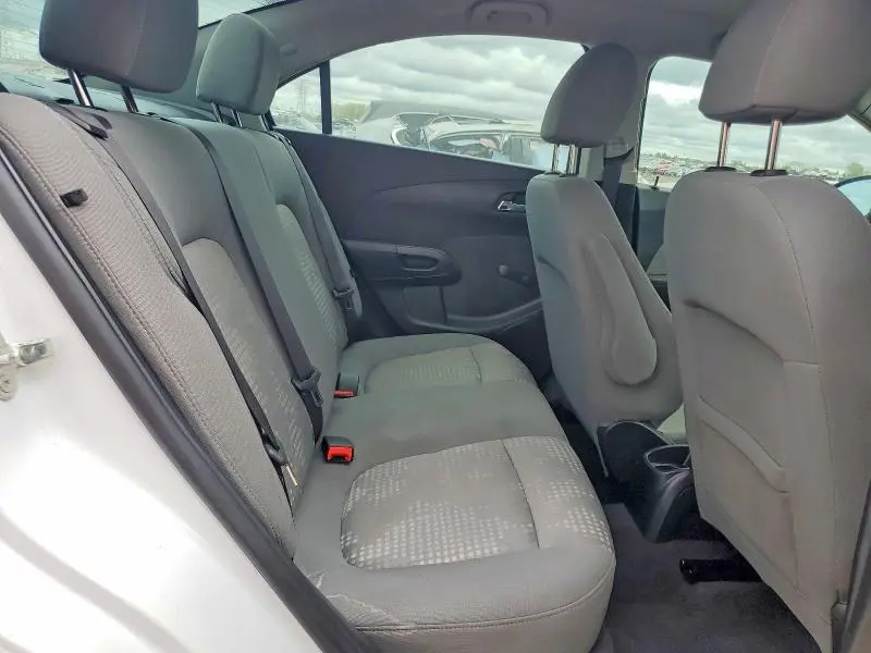 2014 CHEVROLET SONIC LS  