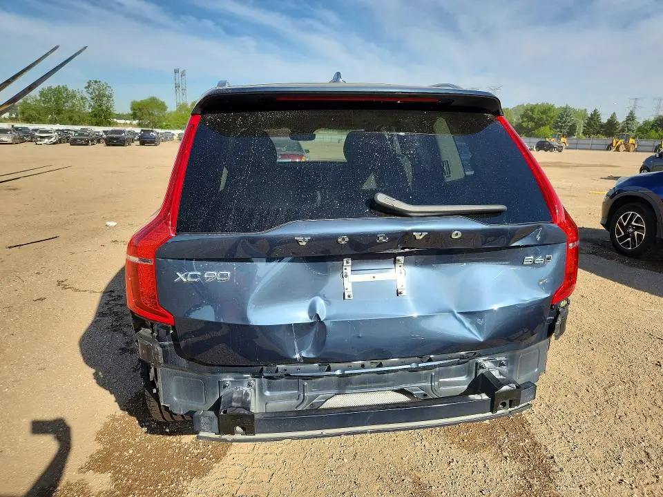 2024 VOLVO XC90 PLUS  