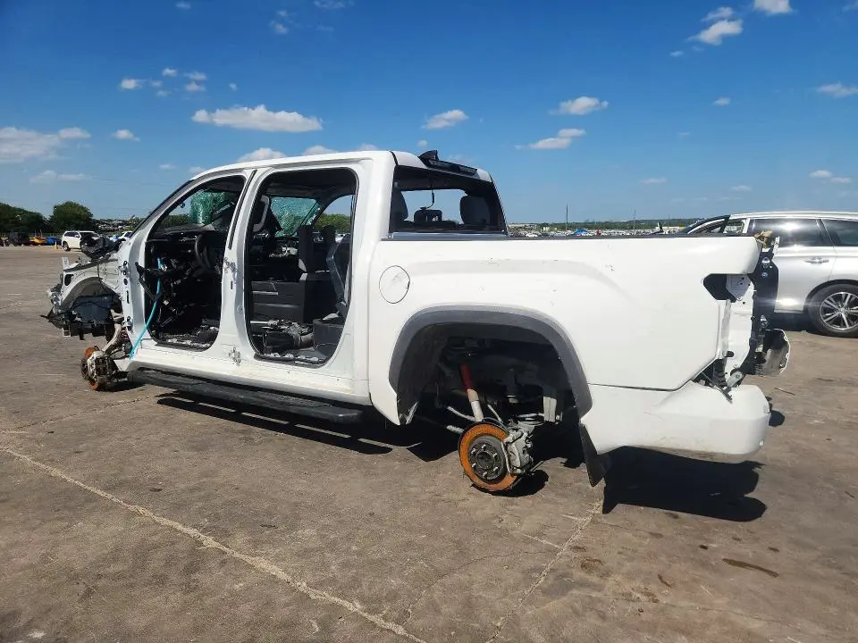 2025 TOYOTA TUNDRA CREWMAX LIMITED  