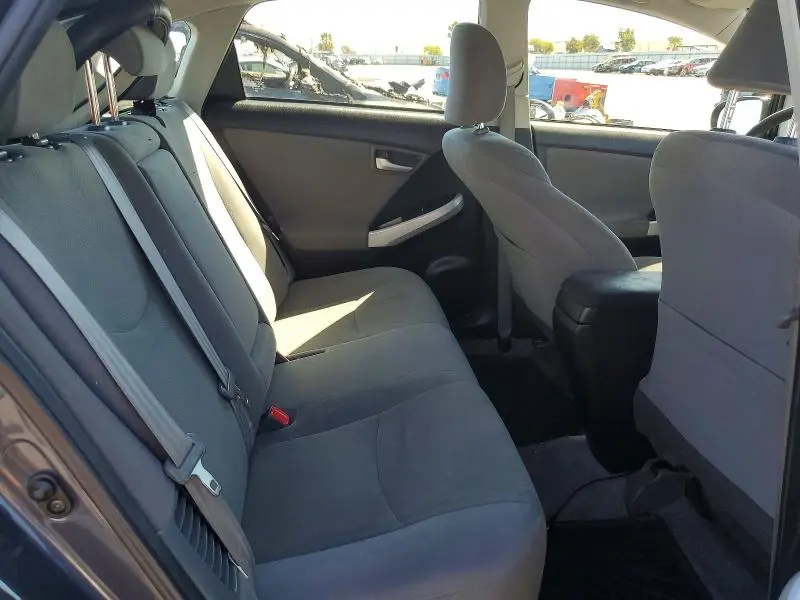 2014 TOYOTA PRIUS TWO  