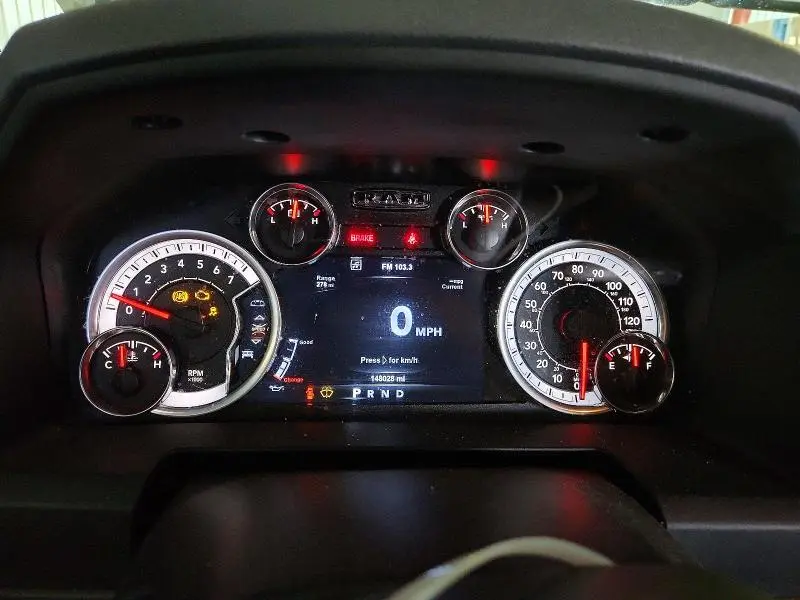2015 RAM 1500 SLT  