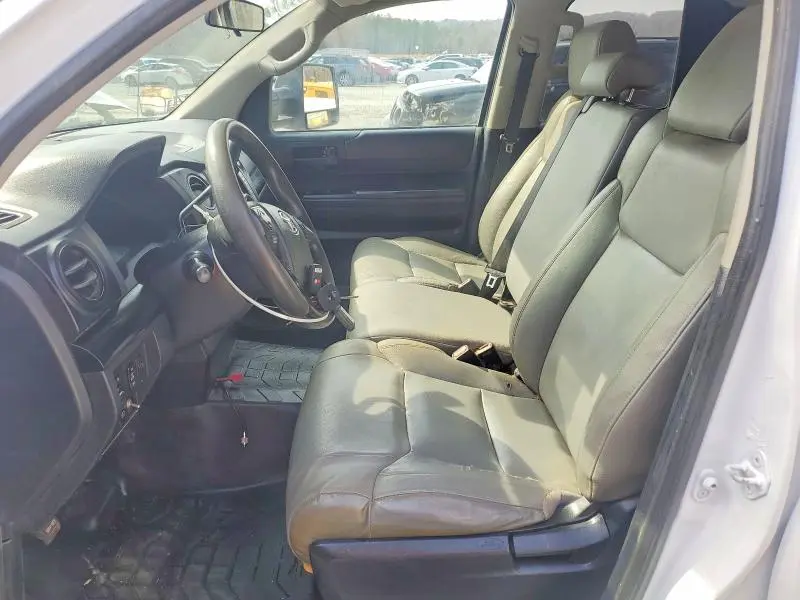 2019 TOYOTA TUNDRA SR  