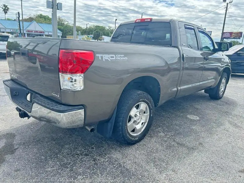 2011 TOYOTA TUNDRA GRADE  