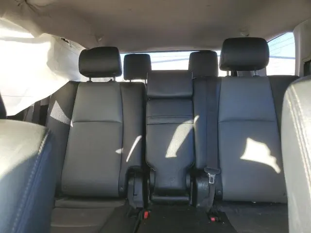 2019 TOYOTA 4RUNNER SR5  