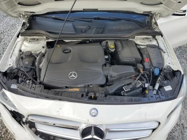 2017 MERCEDES-BENZ GLA 250  