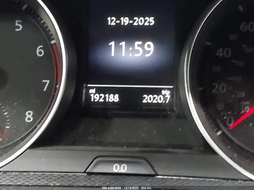 2015 VOLKSWAGEN GOLF GTI 2.0T AUTOBAHN 4-DOOR