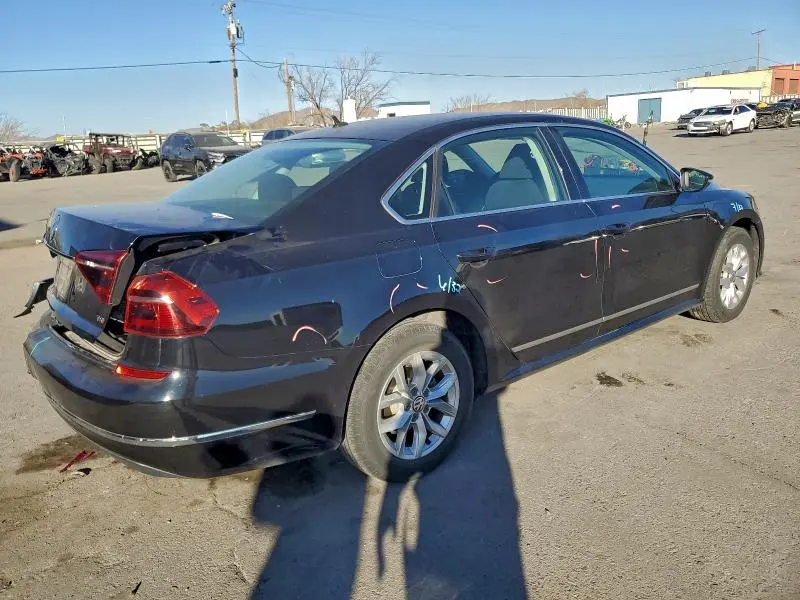 2017 VOLKSWAGEN PASSAT S  