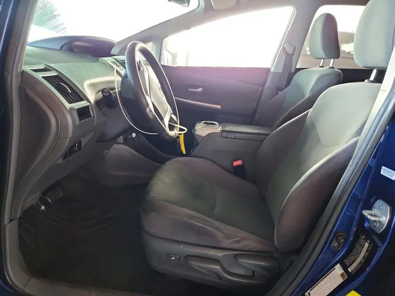 2013 TOYOTA PRIUS V THREE  