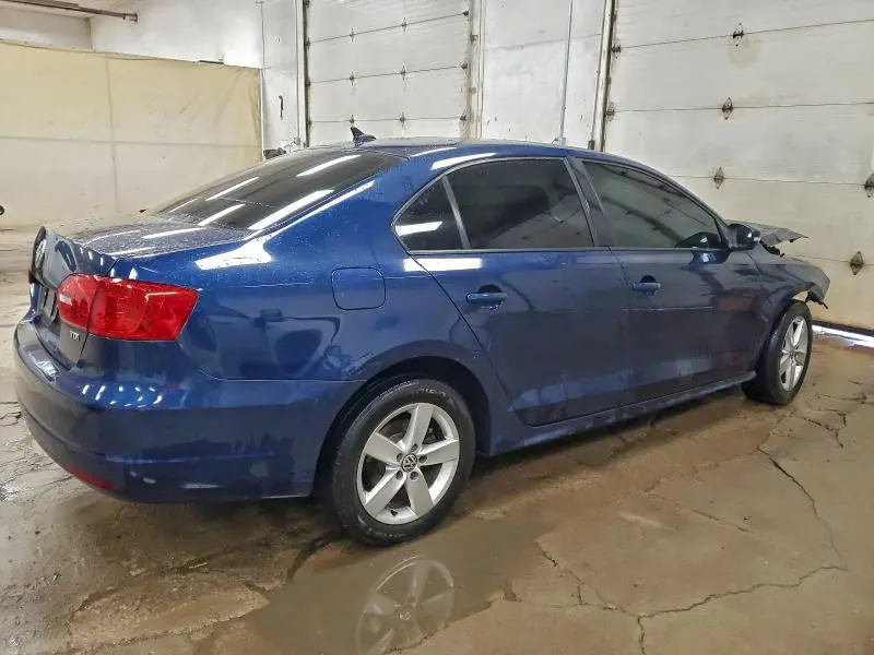 2011 VOLKSWAGEN JETTA TDI  