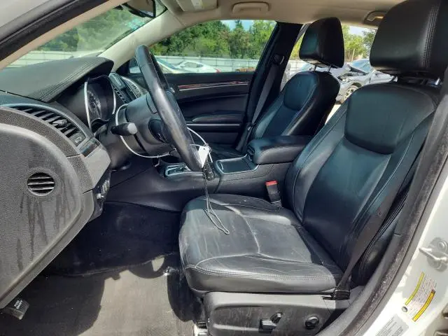 2016 CHRYSLER 300 LIMITED  