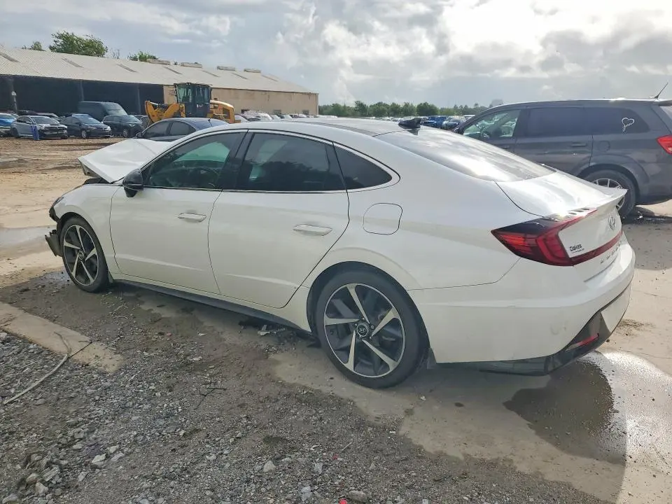2021 HYUNDAI SONATA SEL PLUS  