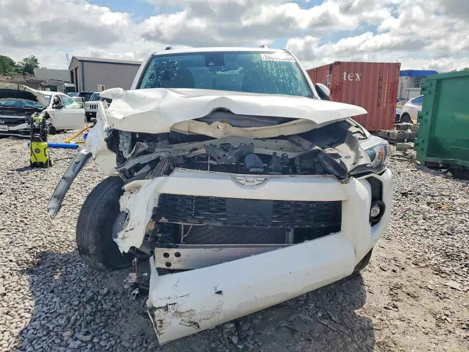 2021 TOYOTA 4RUNNER SR5  