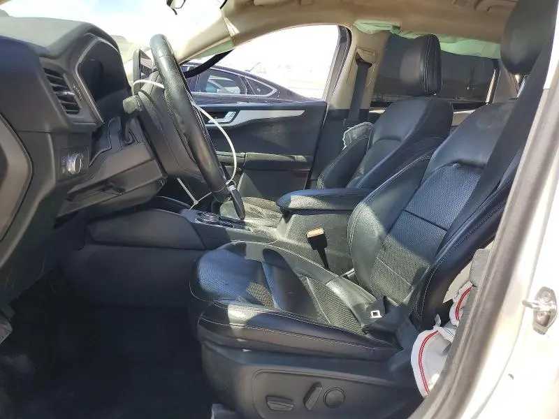 2020 FORD ESCAPE SE SPORT  
