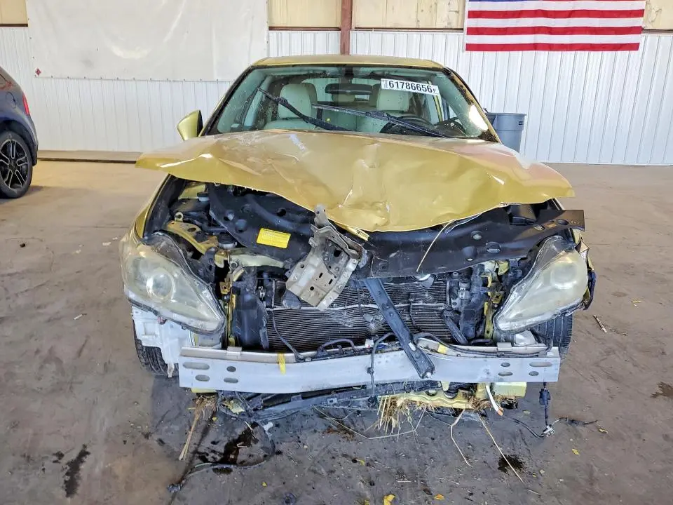 2011 LEXUS CT 200  