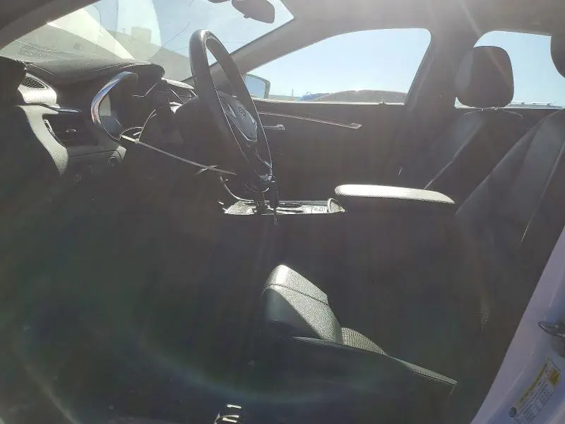 2017 CHEVROLET IMPALA LT  