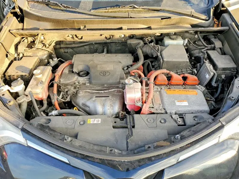 2018 TOYOTA RAV4 HV LE  