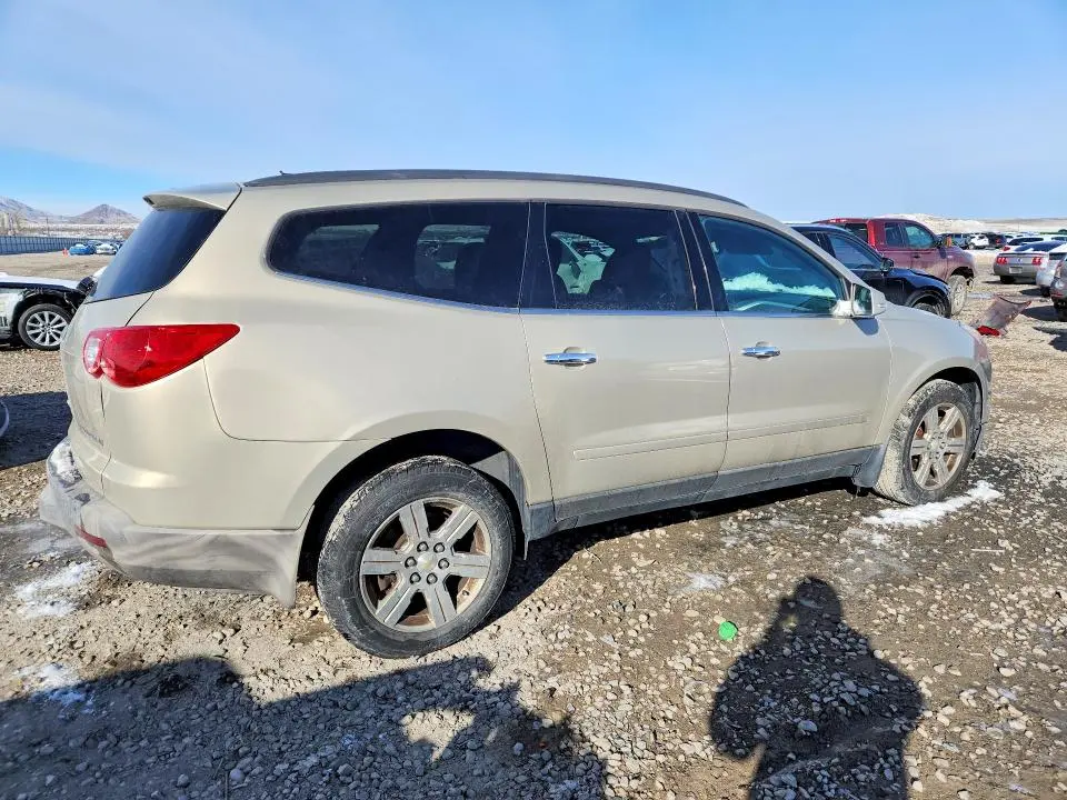 2012 CHEVROLET TRAVERSE LT  