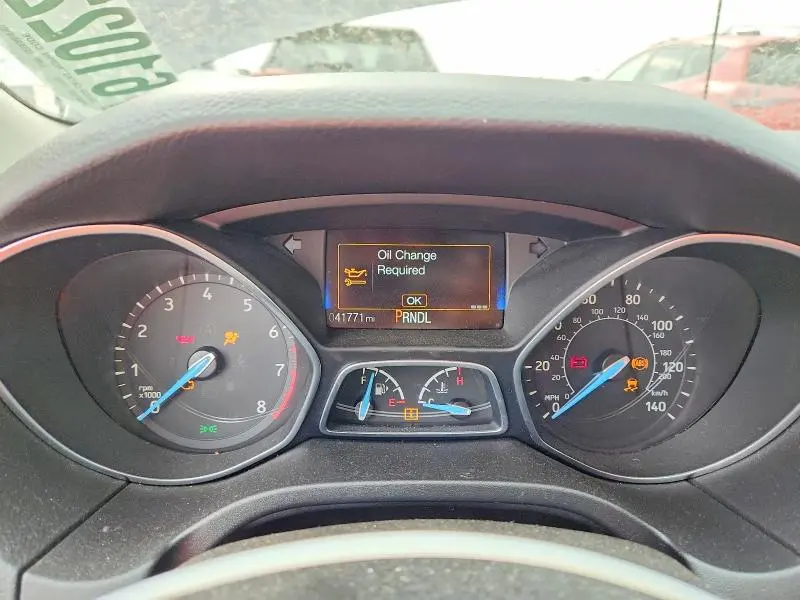 2017 FORD FOCUS SE  