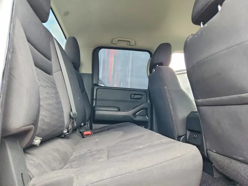 2023 NISSAN FRONTIER S  