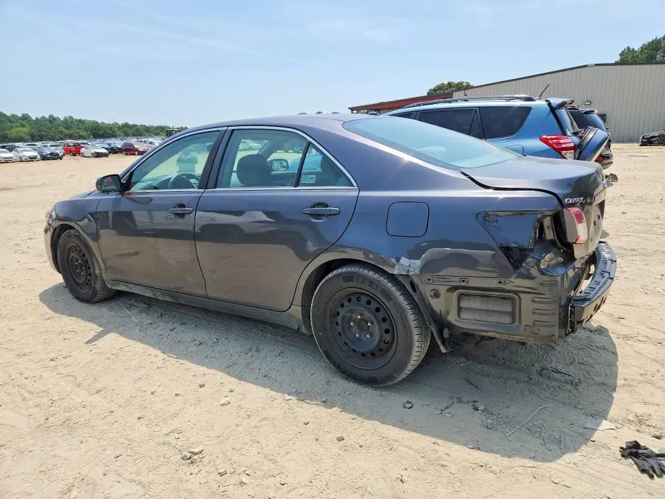 2011 TOYOTA CAMRY LE  