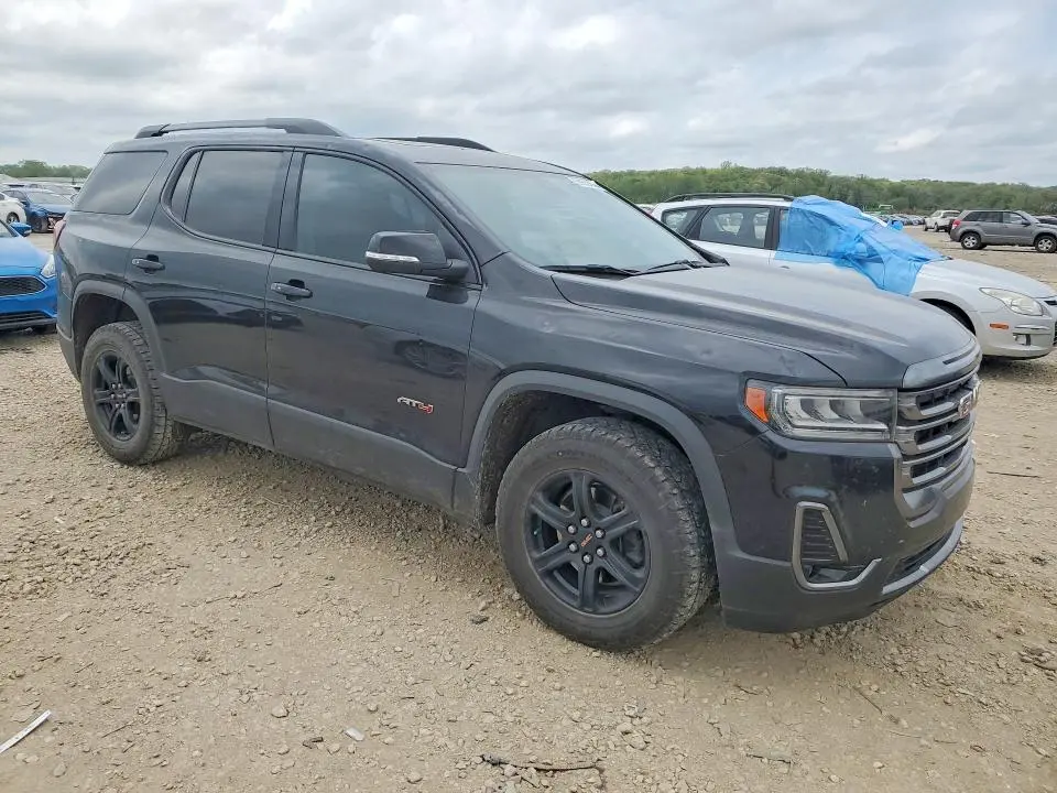 2021 GMC ACADIA AT4  