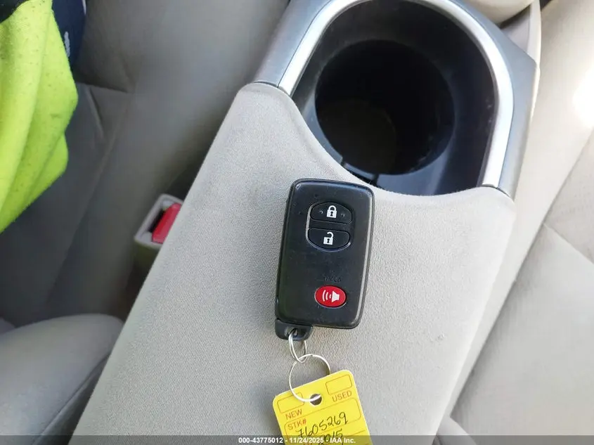 2015 TOYOTA PRIUS TWO