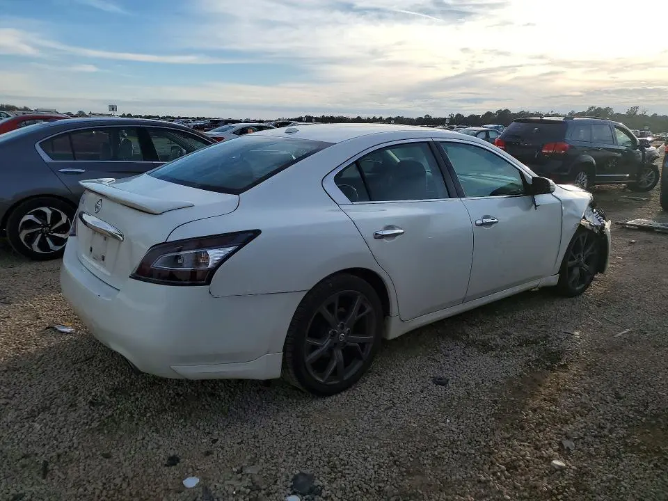 2014 NISSAN MAXIMA S  